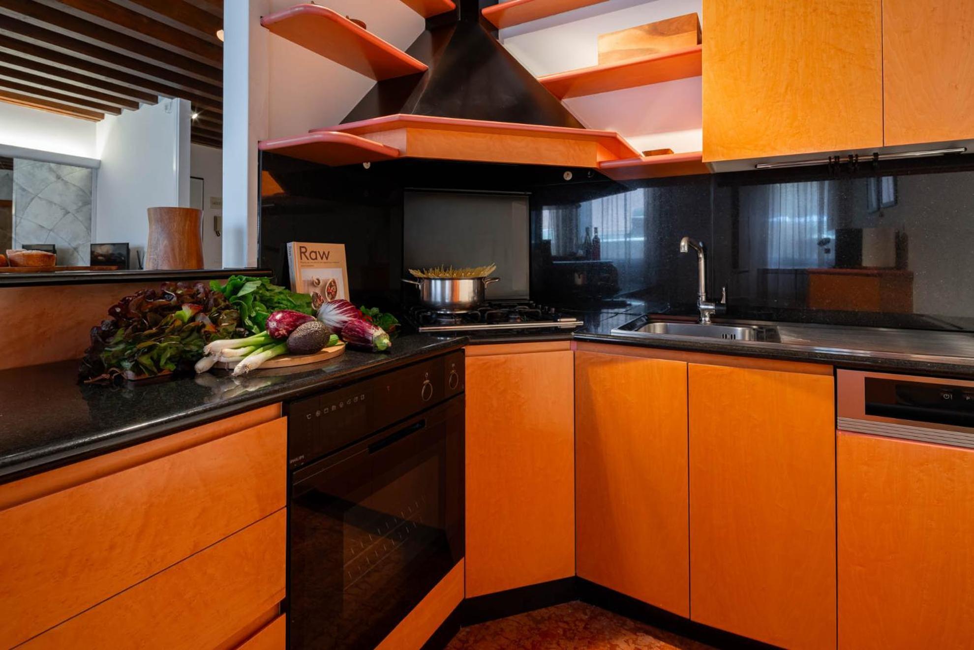 Klimt House Apartment เวนิส ภายนอก รูปภาพ